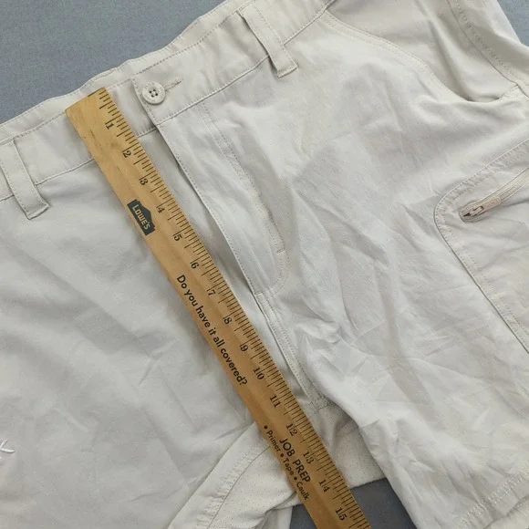 Huk Fishing Performance Shorts Mens XXL 2XL Beige Utility Zip Pocket Outdoor - Picture 7 of 12